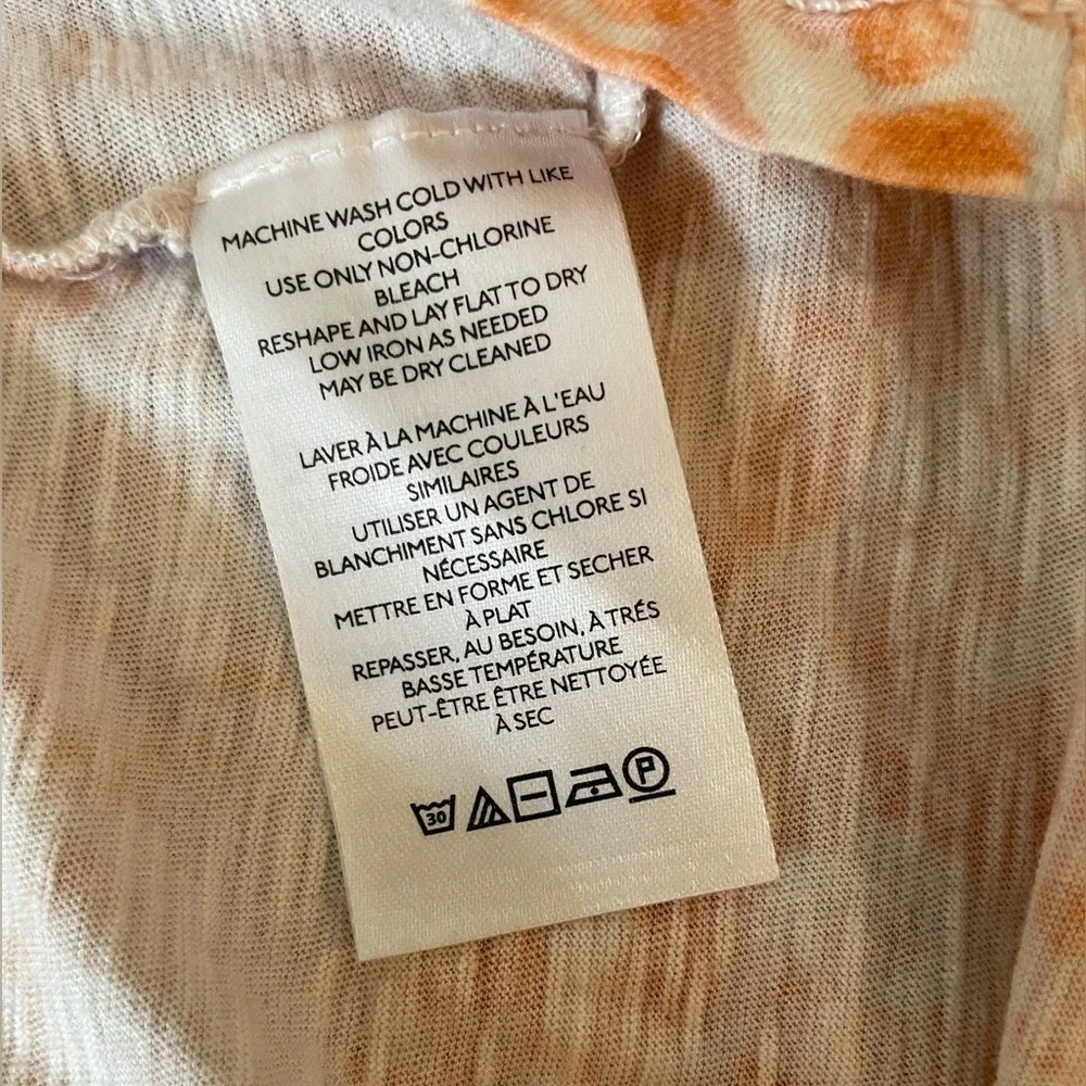 Pilcro by Anthropologie Orange/Cream Paisley Scoop Neck Short Sleeve Top. Size M